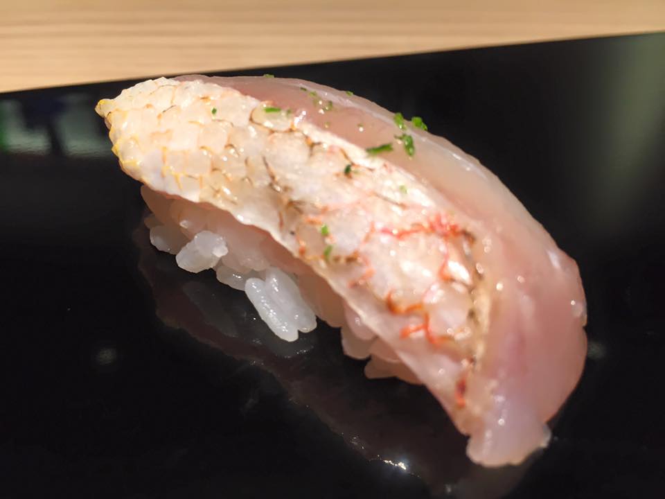 甘鯛の昆布締め（にぎり）：寿司さ々木