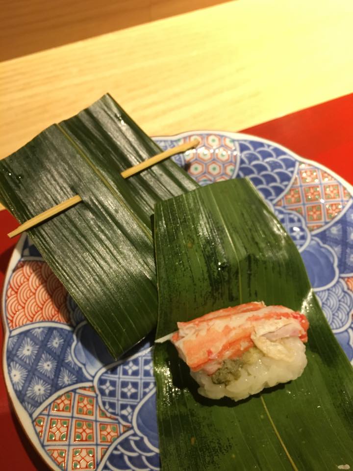 ズワイガニ蒸し寿司：寿司さ々木